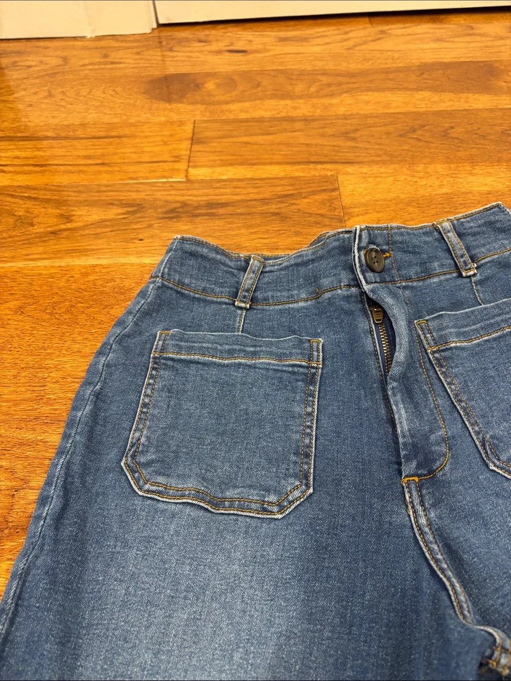 BAGATELLE Jeans Women’s 27 Blue Patch Pockets Wide Leg Crop High Rise Sailor